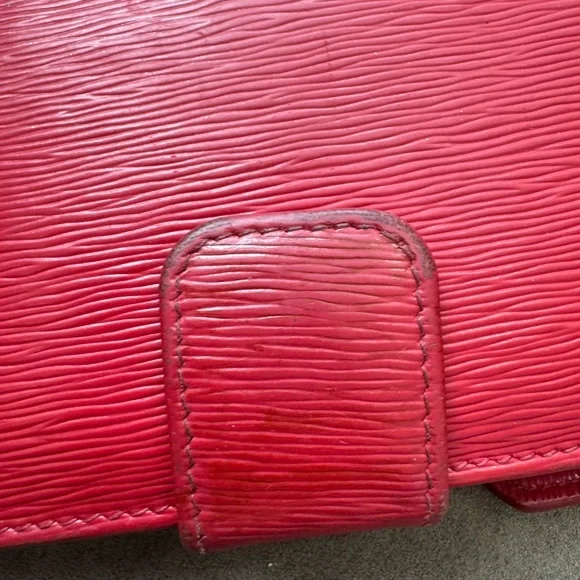 Prada Wallet - Picture 9 of 12